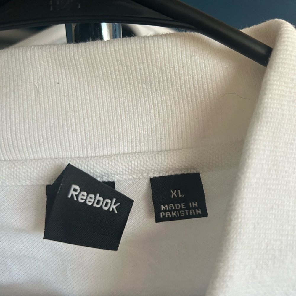 Men’s Reebok Polo - Picture 4 of 5
